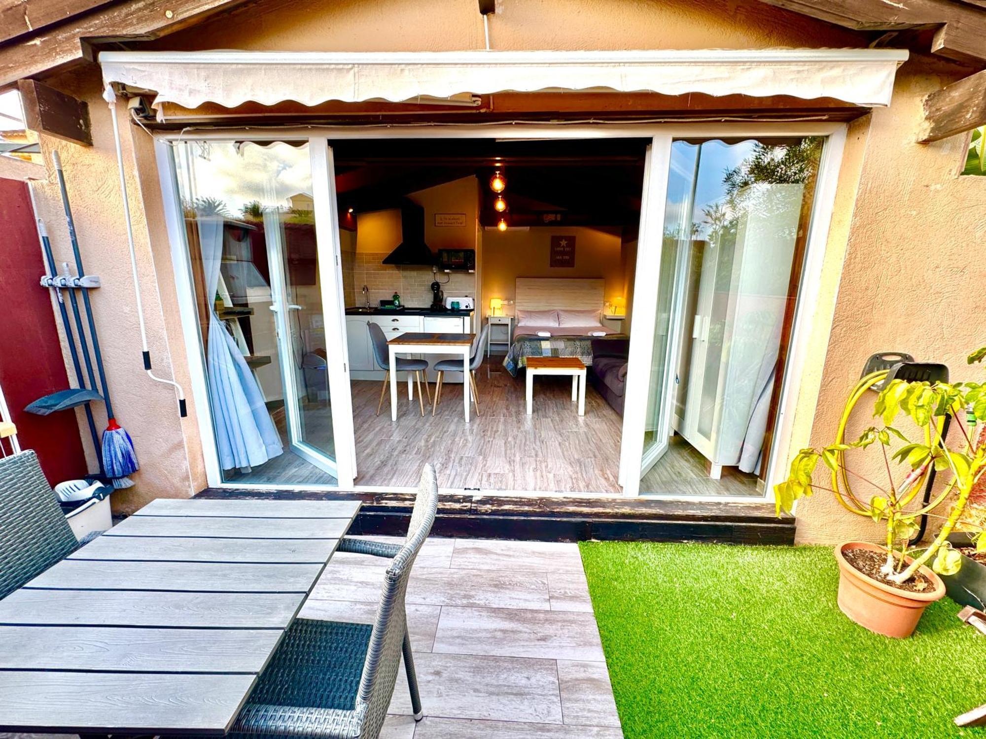 3 Casita-Estudio Con Jardin En La Playa Puerto Marino エクステリア 写真